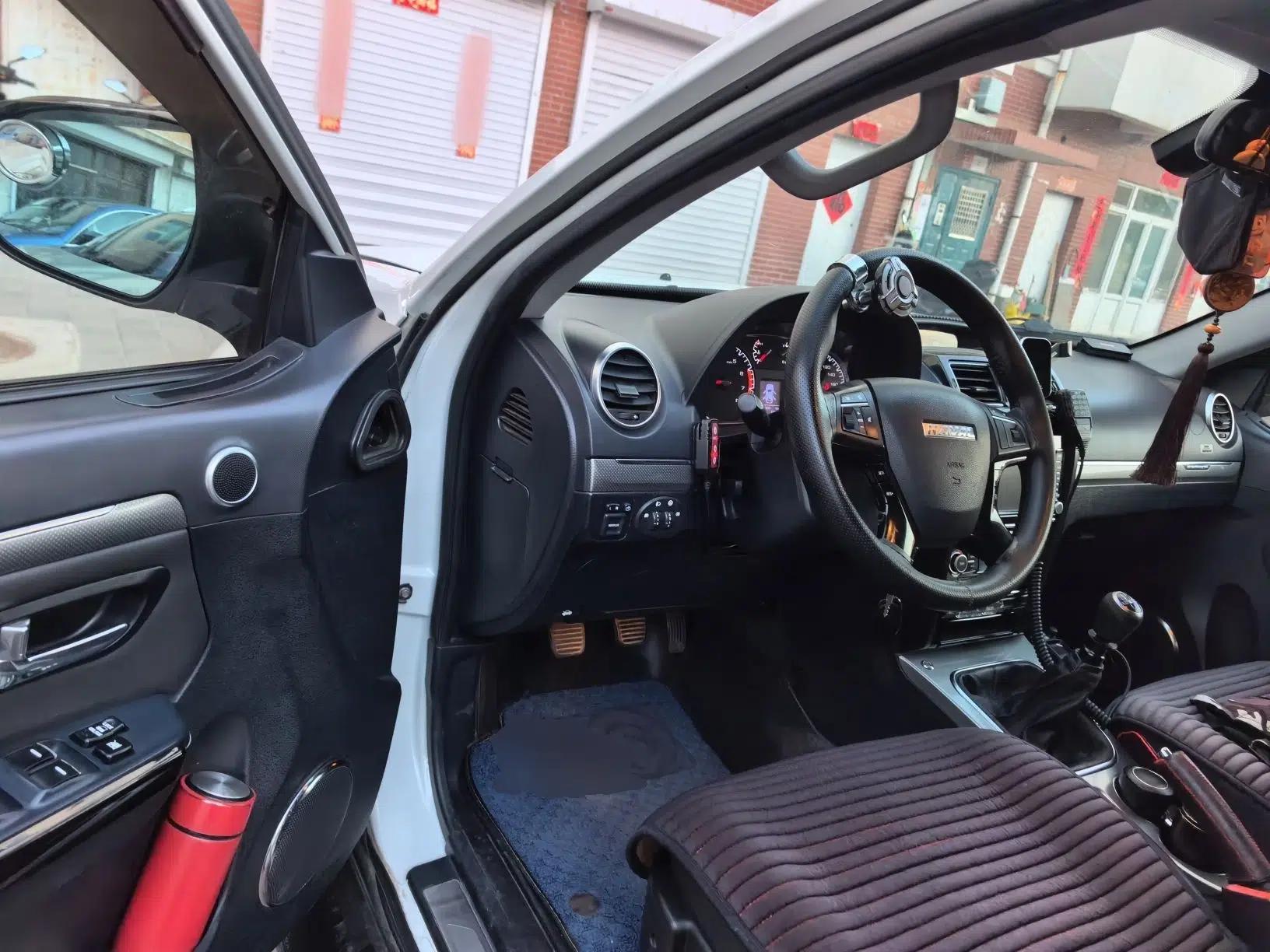 Haval H5 Classic 2016 Classic Edition 2.0T Manual 4x4 Prestige Model — миниатюра 17