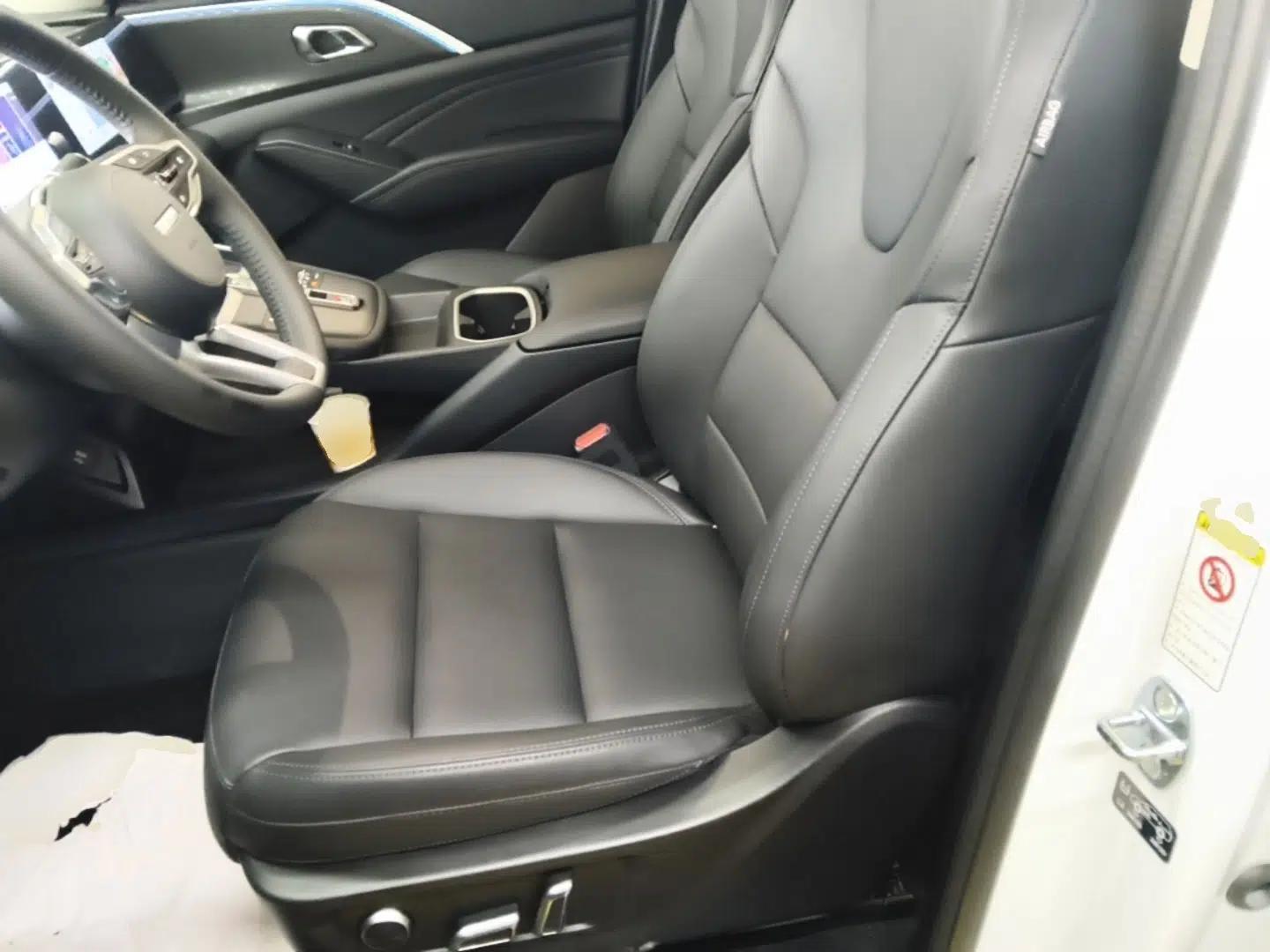 Haval Fierce Dragon Max 2023 1.5L Hi4 105 Four-Wheel Drive Smart Flagship Edition — миниатюра 17