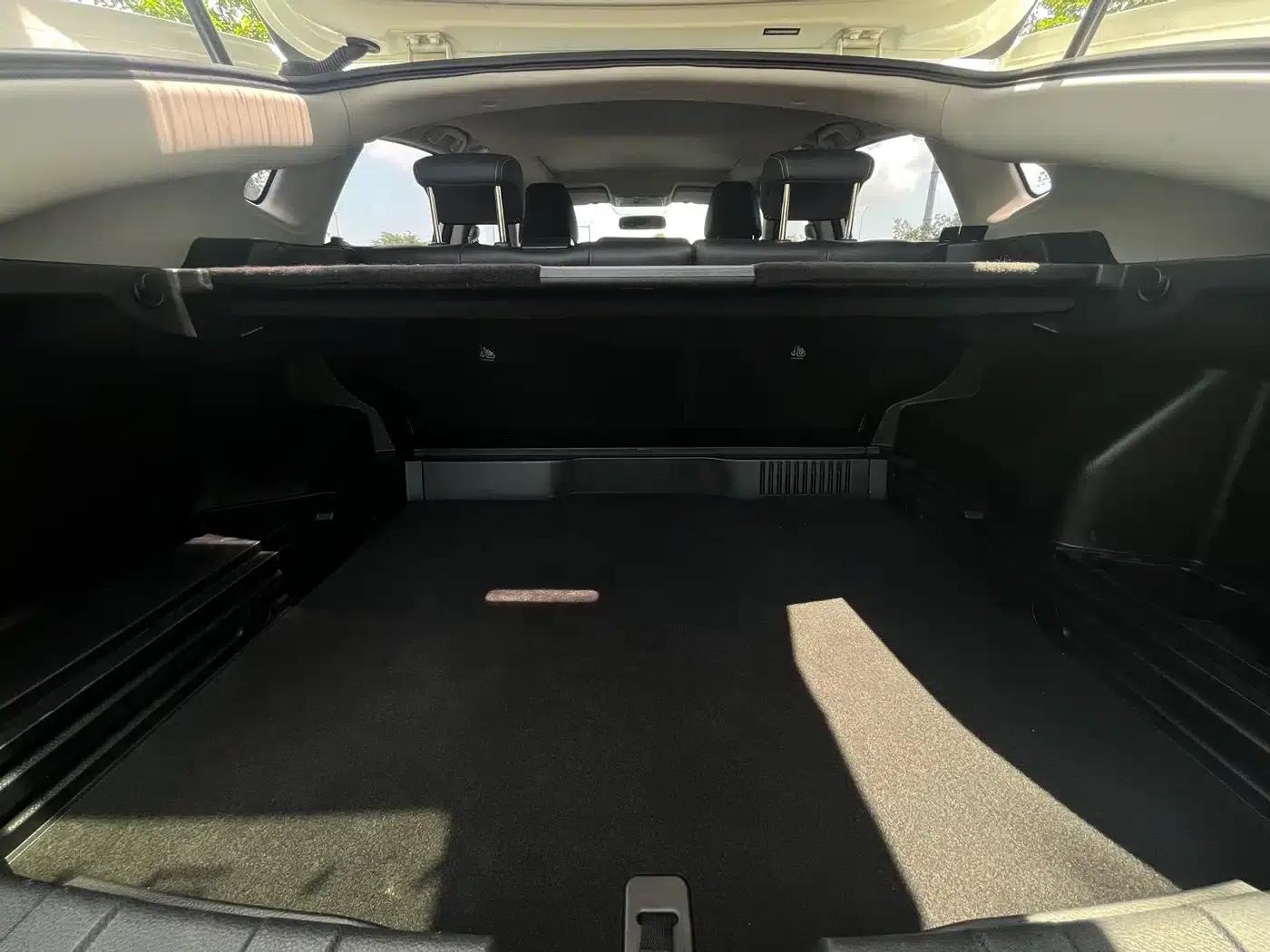 Venucia T90 2017 2.0L CVT Premium Edition — миниатюра 17