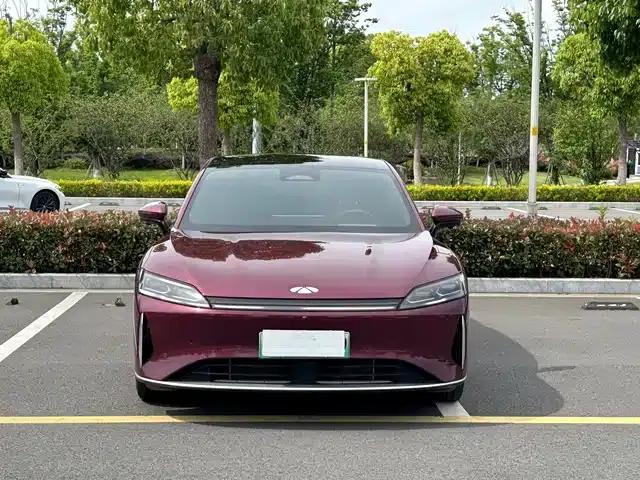 Fengyun A9L 2025 All-Wheel Drive High-Performance Peak Edition
