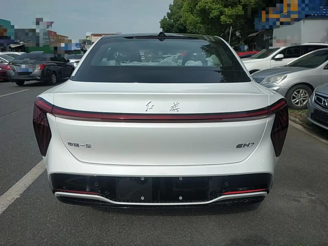 Hongqi EH7 2025 600 Smart Selection Edition — миниатюра 3