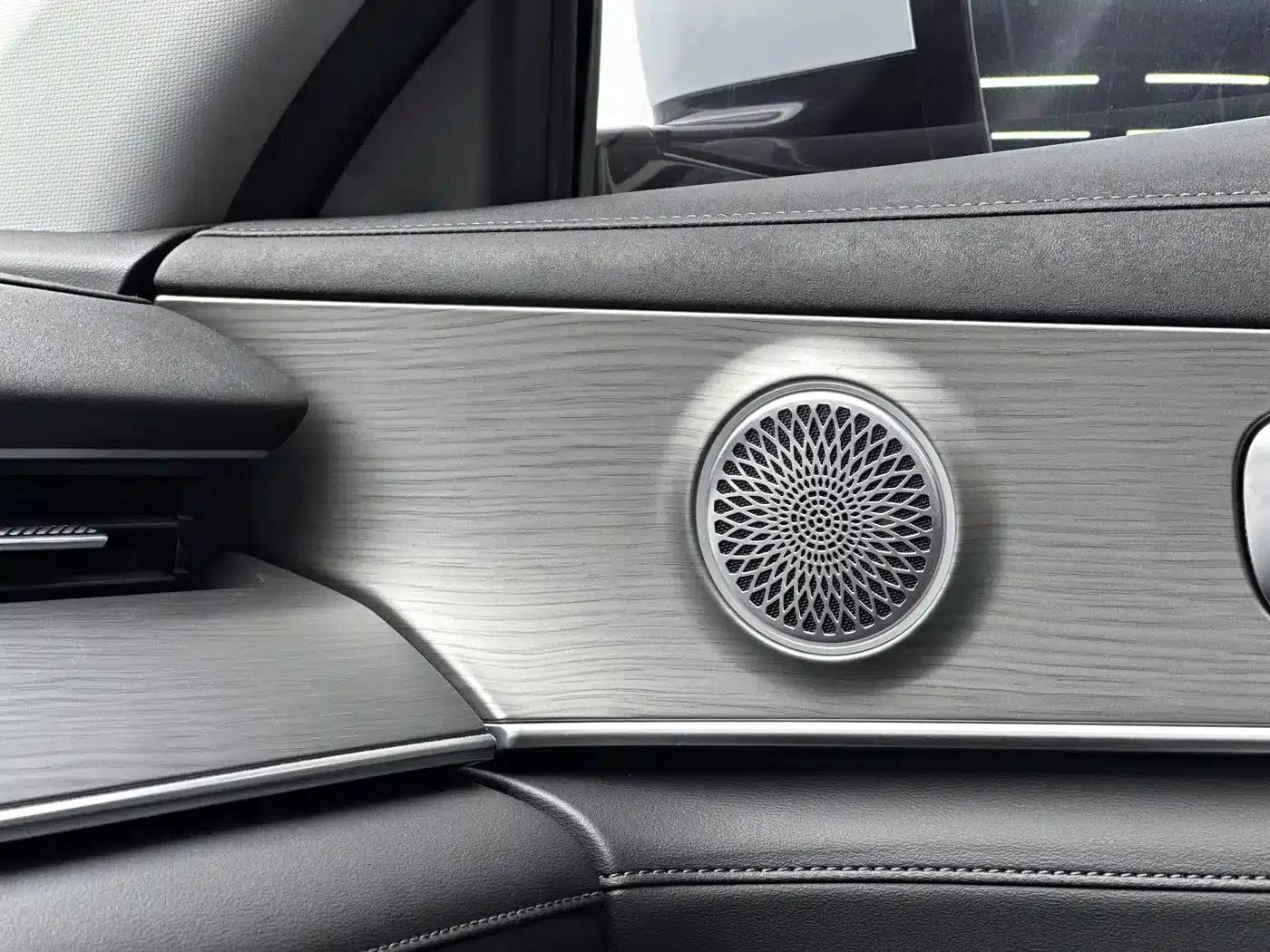 Fengyun T8 2025 1.5T 130km Comfort Edition 5-seater — миниатюра 8
