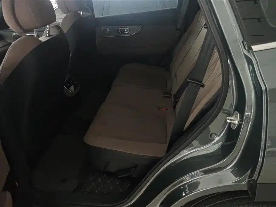 Fengyun T8 2025 1.5T 130km Premium Edition 5-seater — миниатюра 11