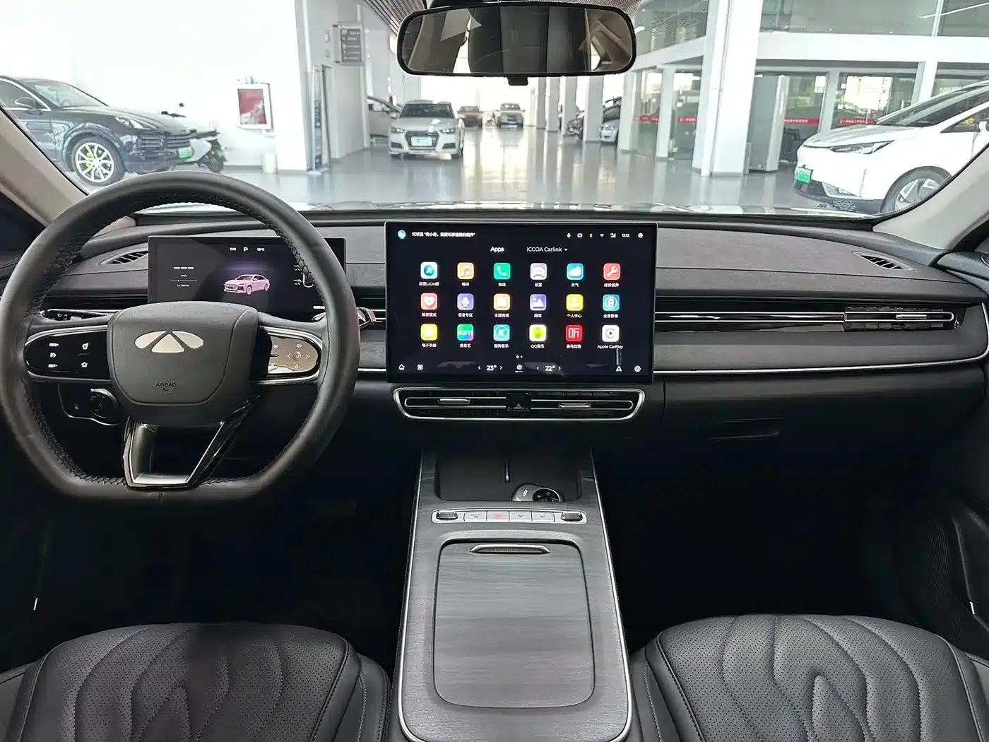 Fengyun A8L 2025 1.5TGDI 145km Standard Edition — миниатюра 13