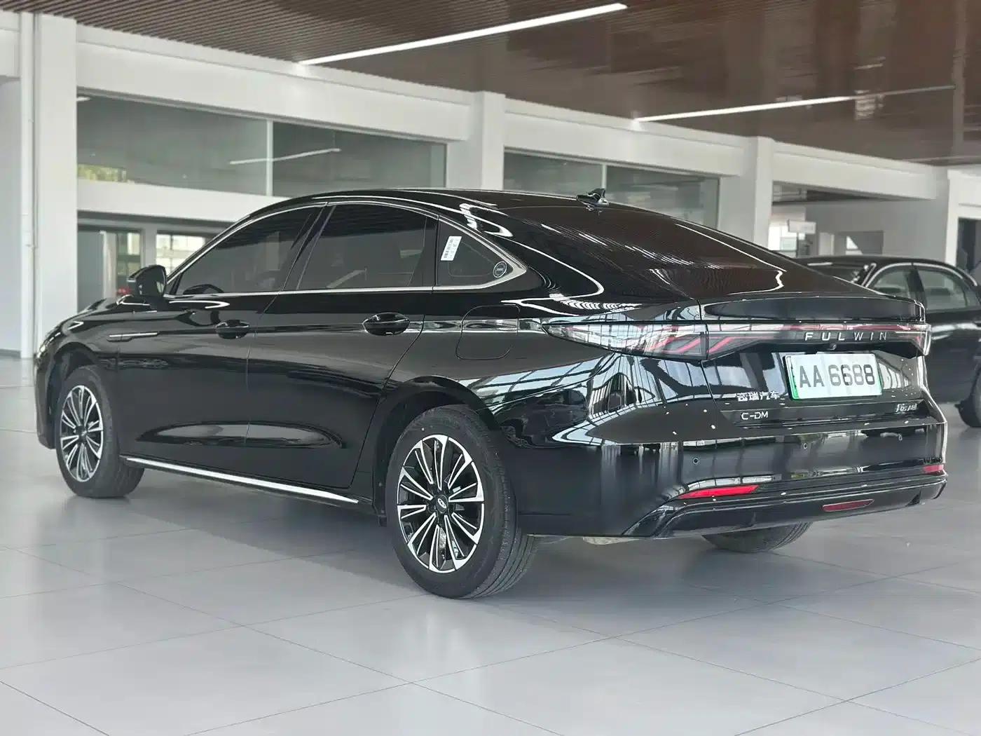 Fengyun A8L 2025 1.5TGDI 145km Standard Edition — миниатюра 7