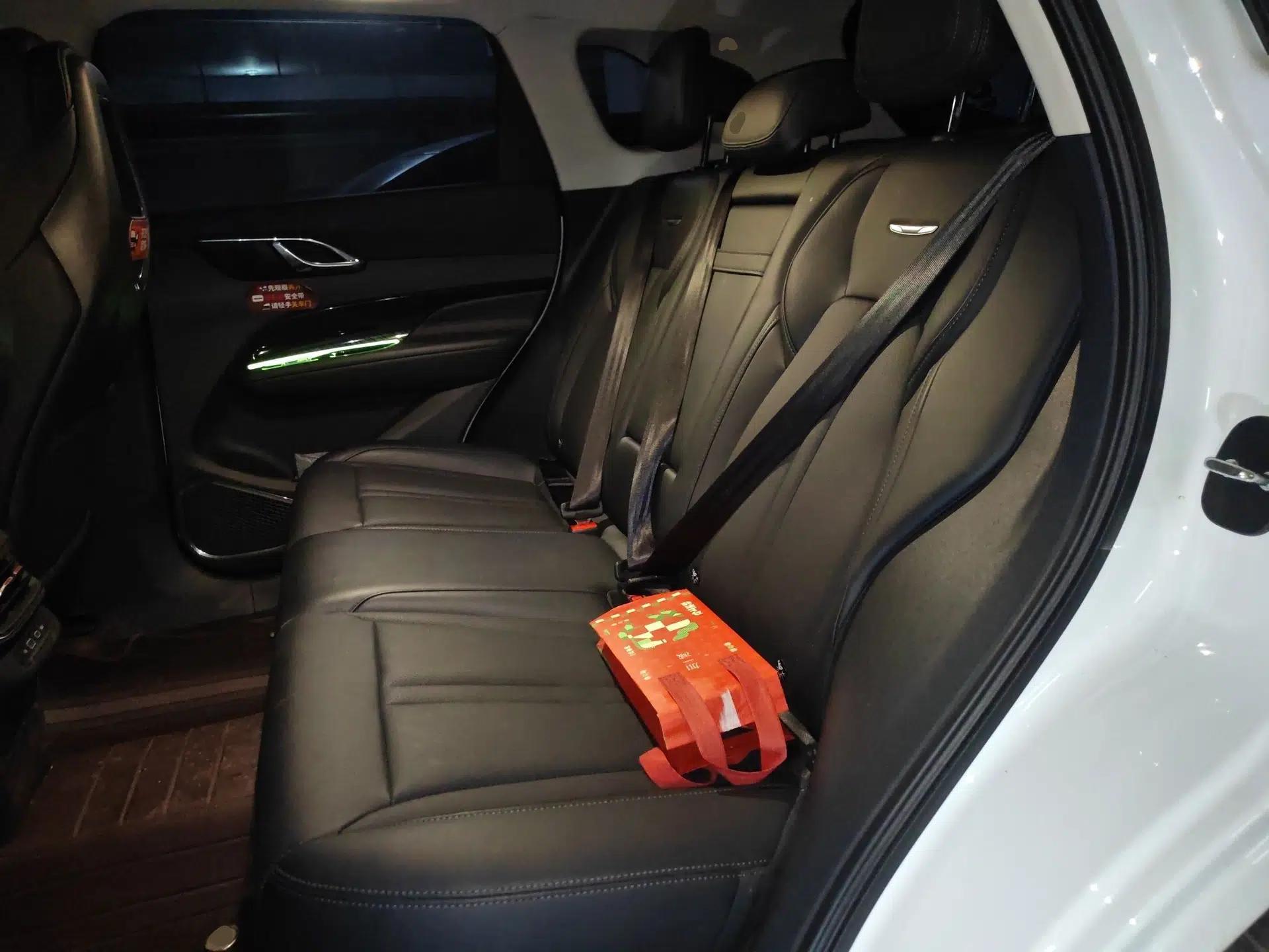 Hongqi HS3 2023 1.5T Two-Wheel Drive Shanwei Edition — миниатюра 18