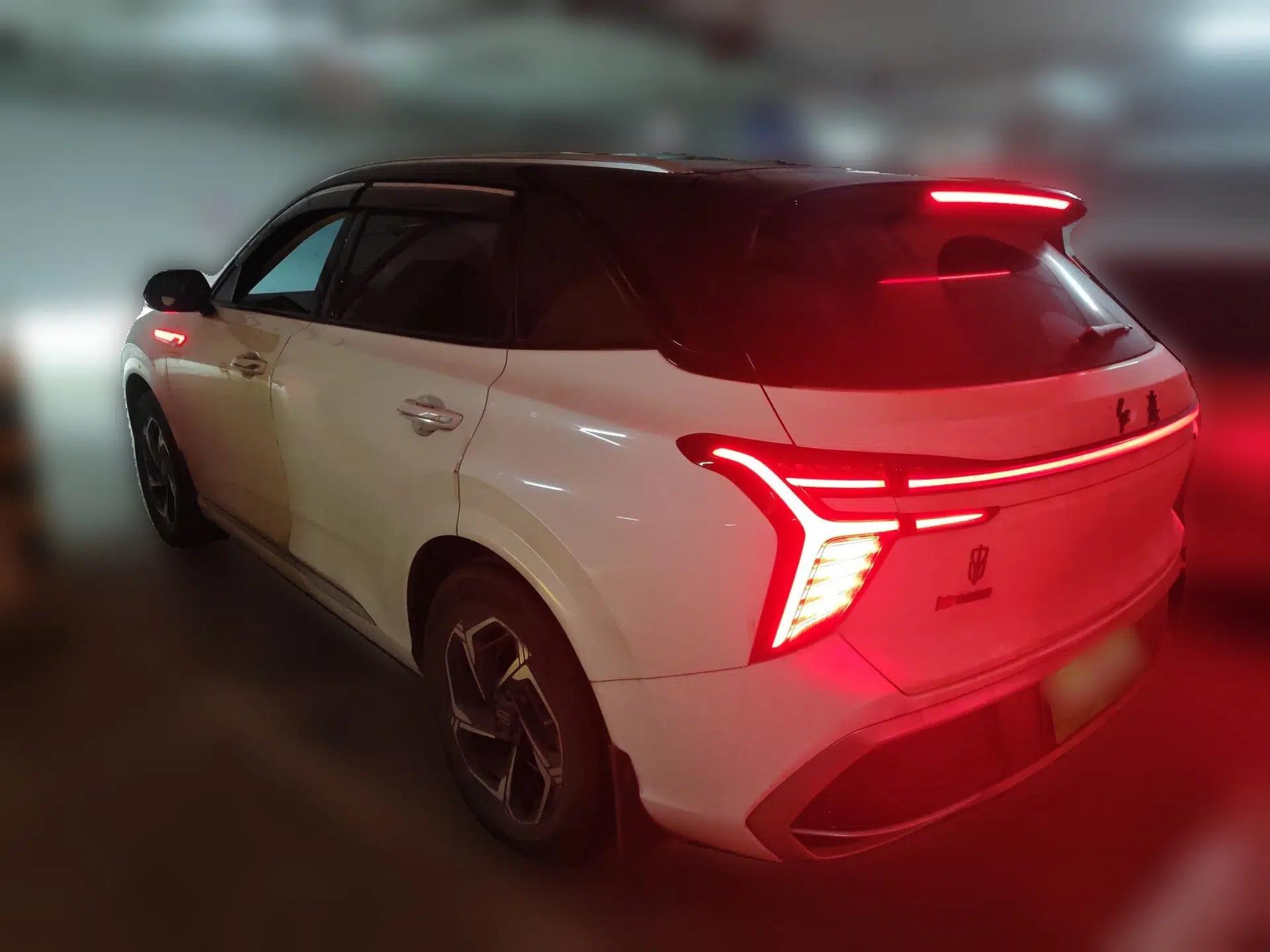 Hongqi HS3 2023 1.5T Two-Wheel Drive Shanwei Edition — миниатюра 4