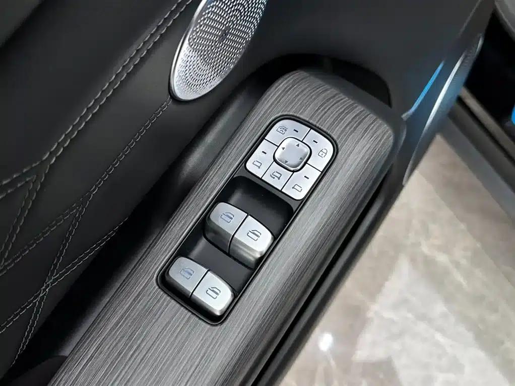 Fengyun T11 2026 Model 220 Rear-Wheel Drive Dual IMAX Cinema Edition — миниатюра 15