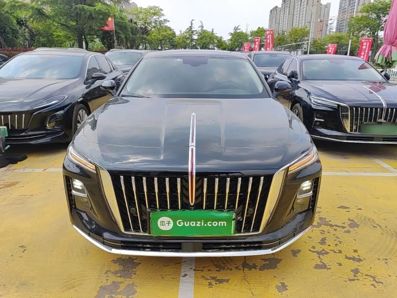 Hongqi H5 PHEV 2025 130 Super Hybrid Version — миниатюра 2