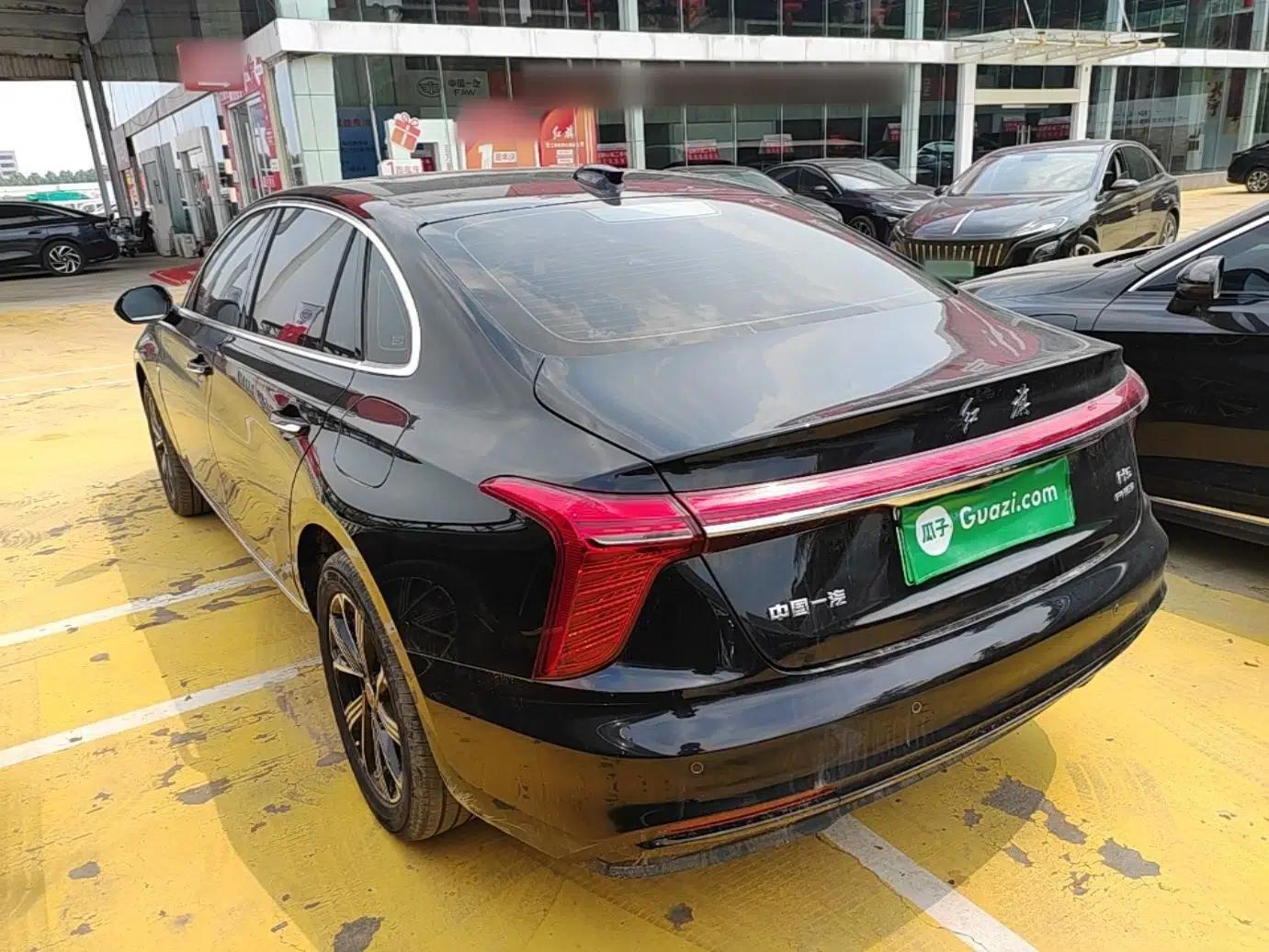Hongqi H5 PHEV 2025 130 Super Hybrid Version — миниатюра 4