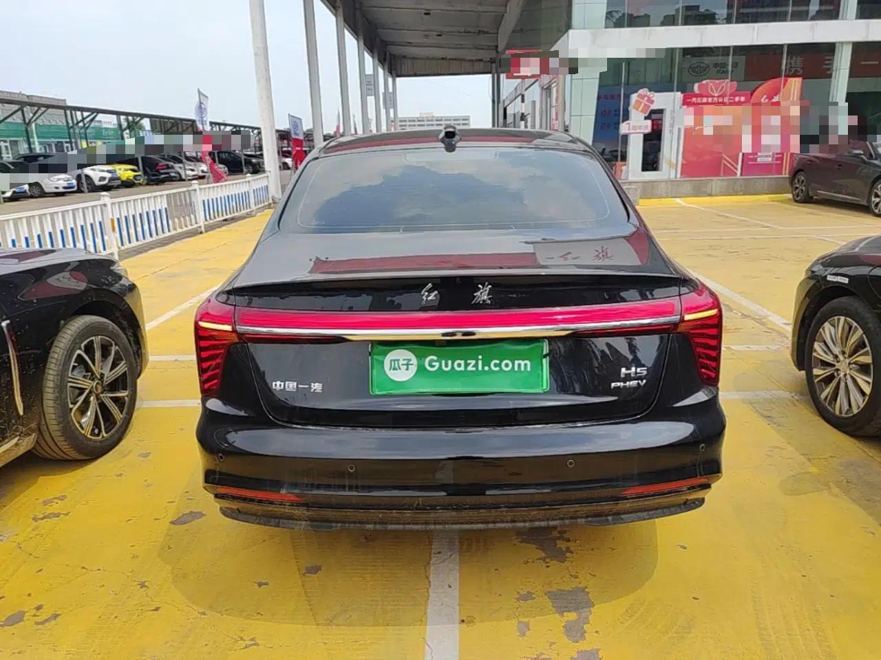 Hongqi H5 PHEV 2025 130 Super Hybrid Version — миниатюра 5