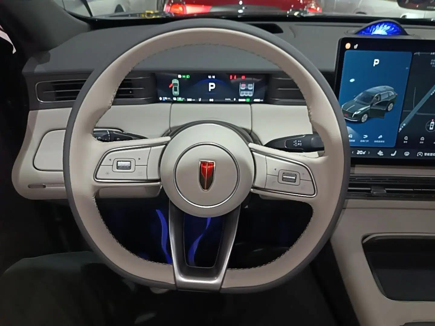 Hongqi HS6 PHEV 2026 240 Smart Hybrid Version — миниатюра 12