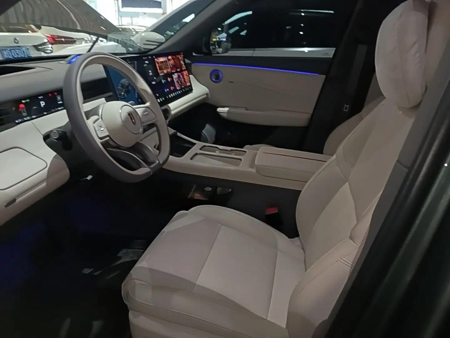 Hongqi HS6 PHEV 2026 240 Smart Hybrid Version — миниатюра 16