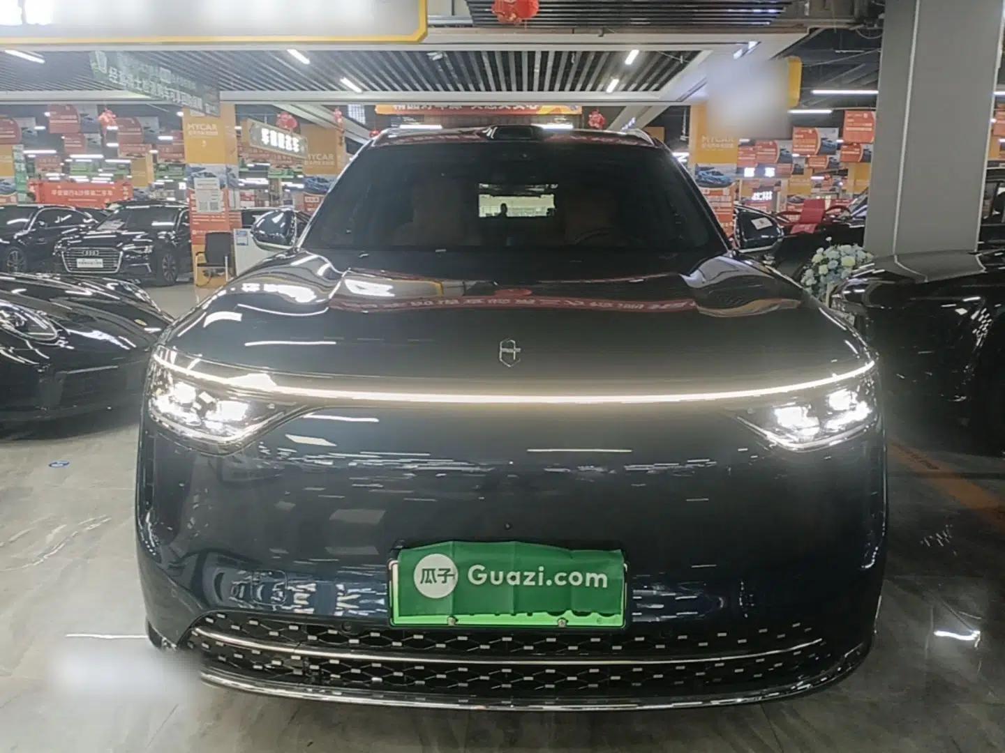 Hima AITO M8 2025 Extended-Range Max+ Version 53.4 kWh 5-Seater Edition — миниатюра 2