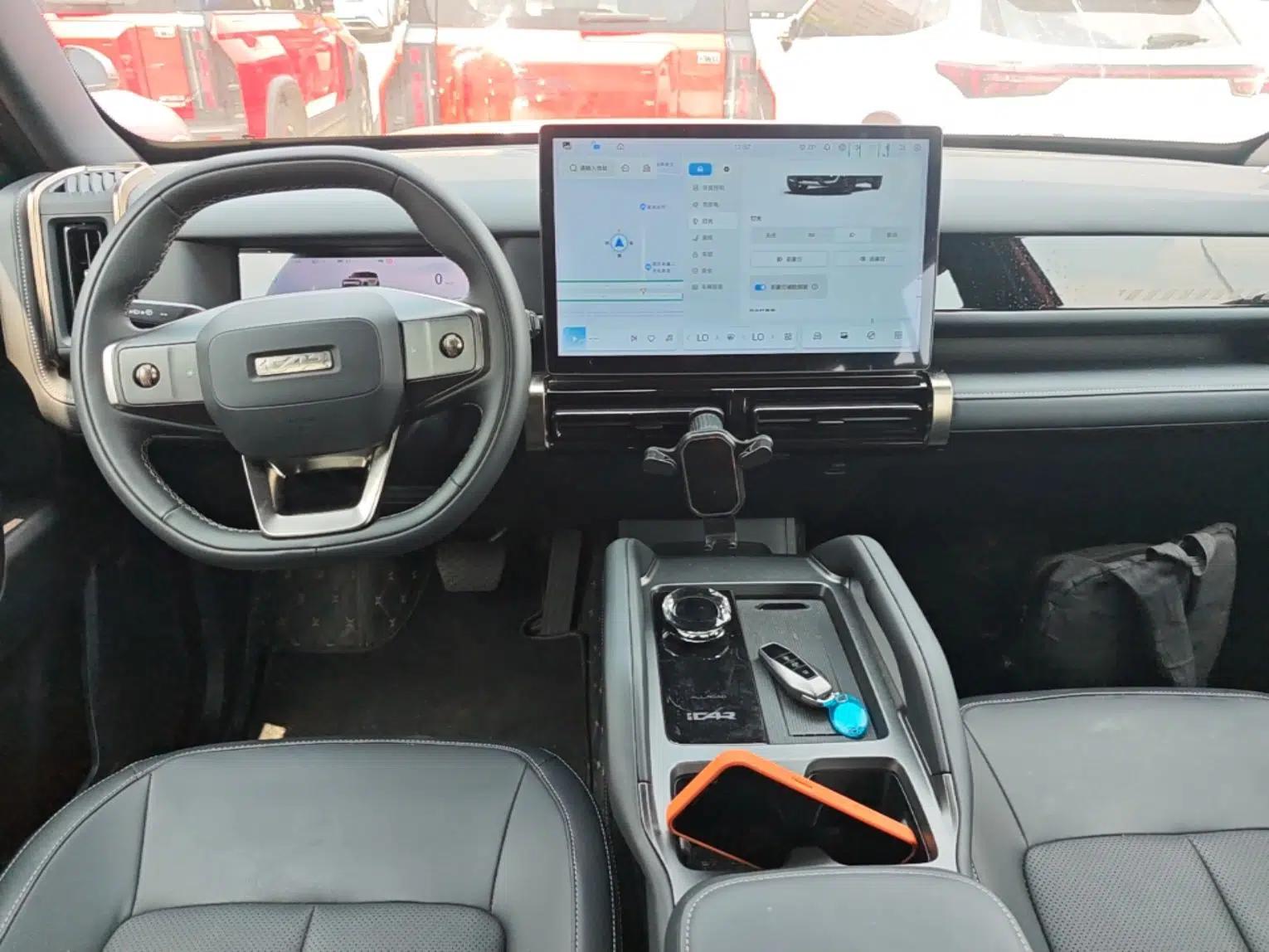iCAR 03T 2024 501km Four-wheel Drive Long-Range Version — миниатюра 13
