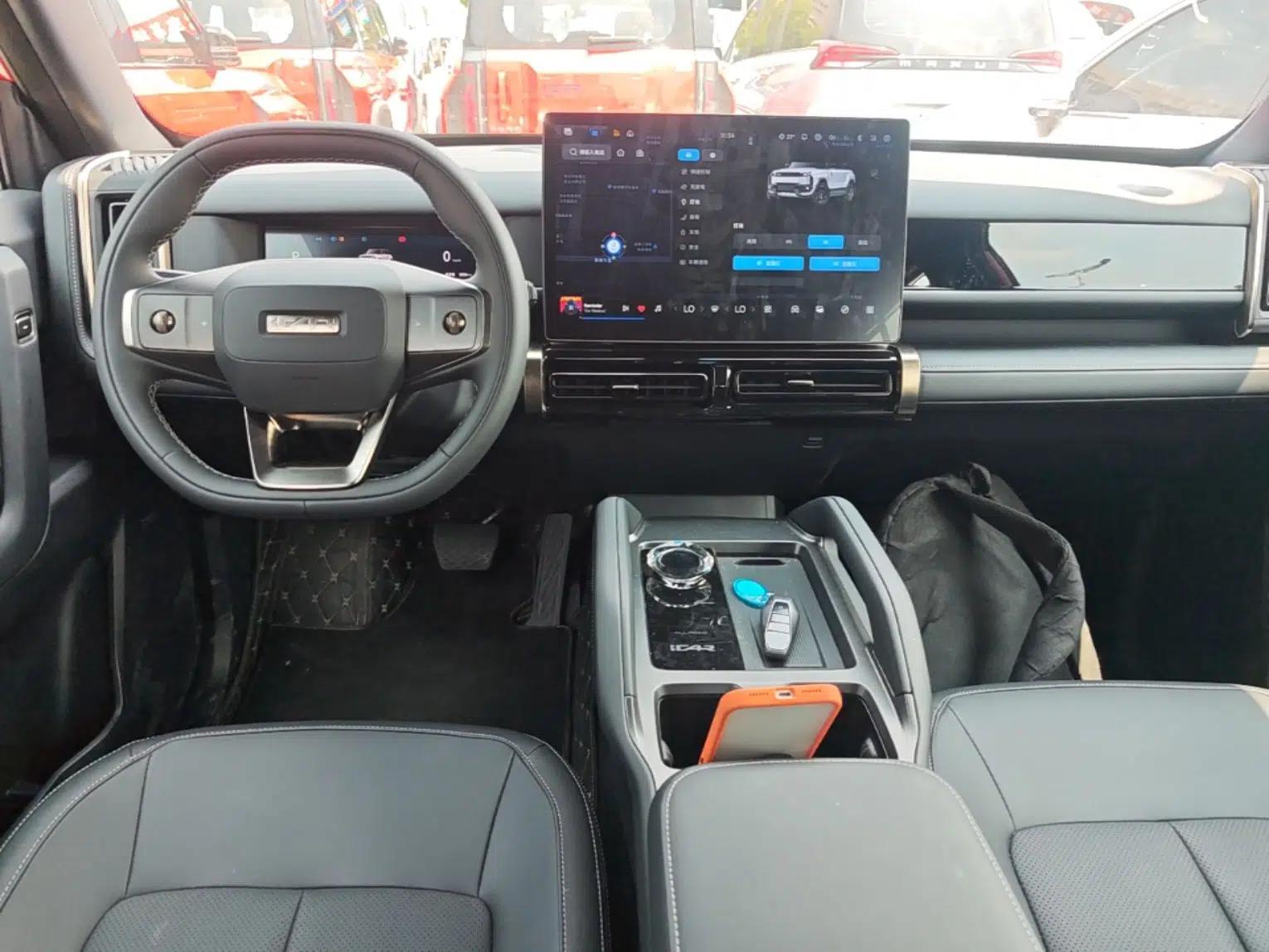 iCAR 03T 2024 501km Four-wheel Drive Long-Range Version — миниатюра 13