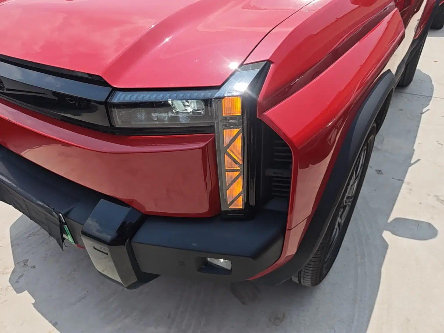 iCAR 03T 2024 501km Four-wheel Drive Long-Range Version — миниатюра 9