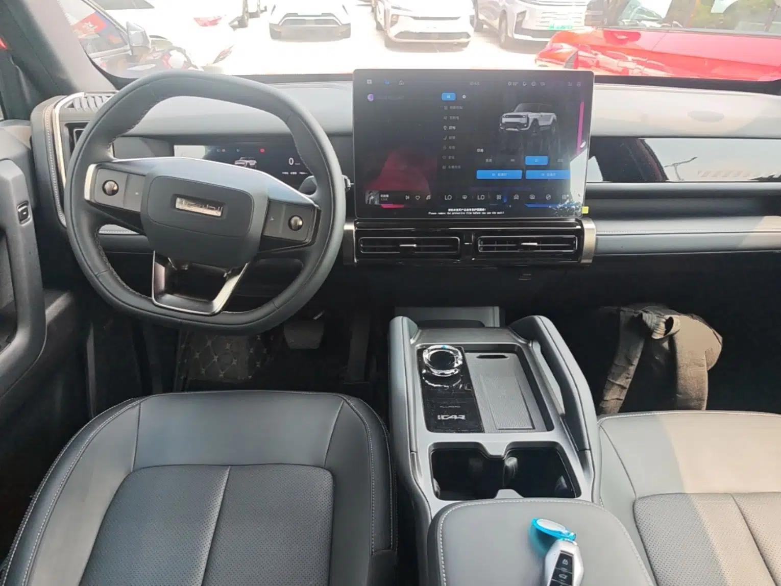 iCAR 03T 2024 501km Four-wheel Drive Long-Range Version — миниатюра 13