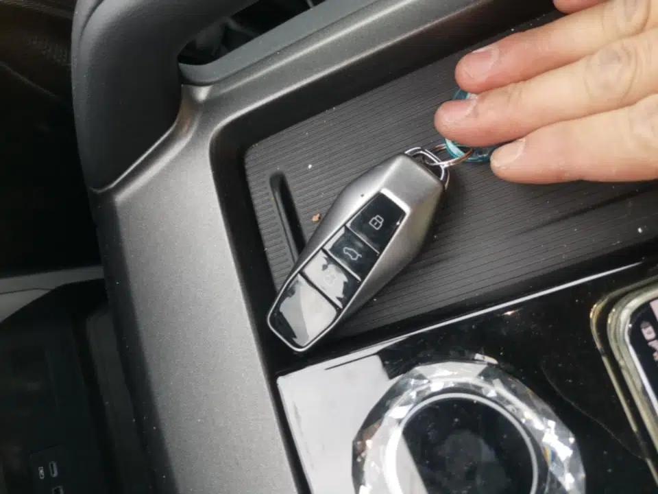 iCAR 03T 2024 501km Four-wheel Drive Long-Range Version — миниатюра 12