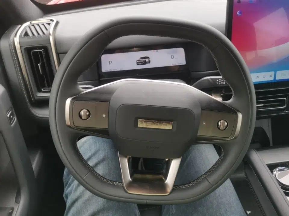 iCAR 03T 2024 501km Four-wheel Drive Long-Range Version — миниатюра 14
