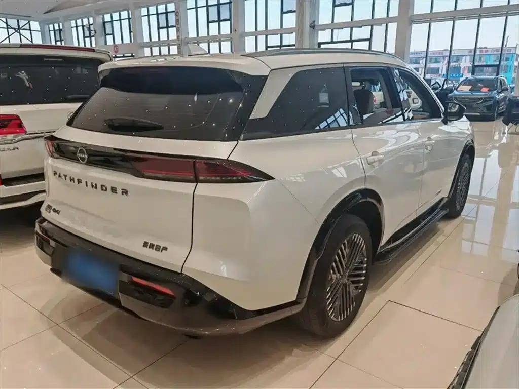 2024 Volkswagen Land Cruiser 380VC-TURBO 4WD Supreme Edition (6-seater) — миниатюра 11