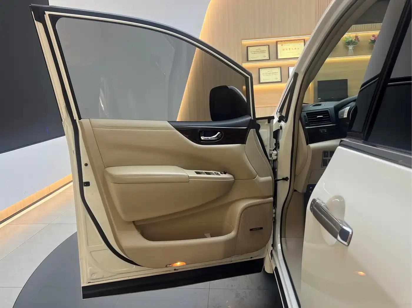 Quest 2015 3.5L SL — миниатюра 15