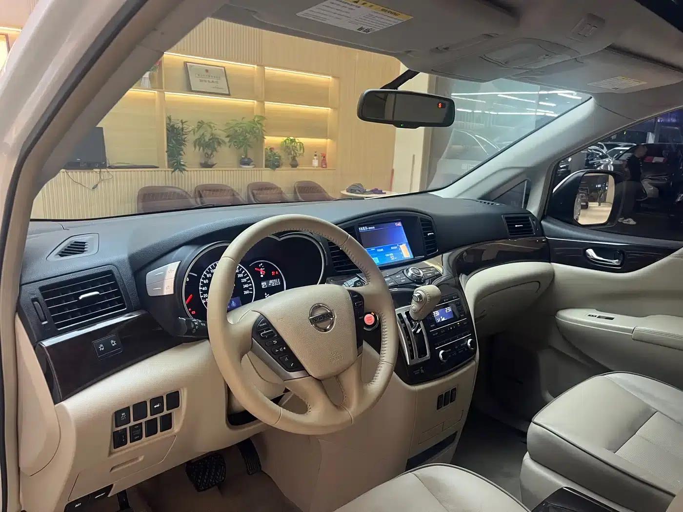 Quest 2015 3.5L SL — миниатюра 19
