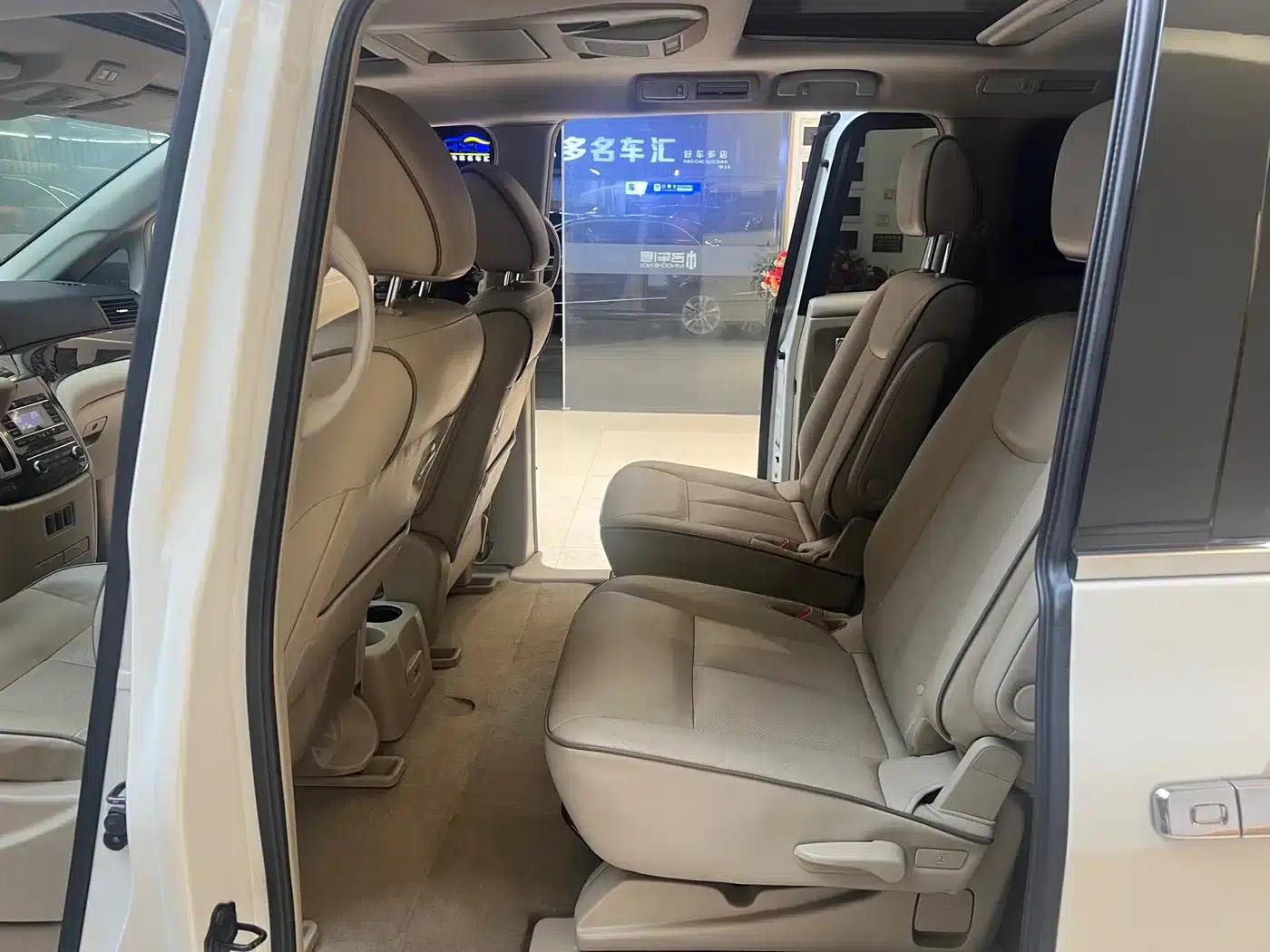 Quest 2015 3.5L SL — миниатюра 22