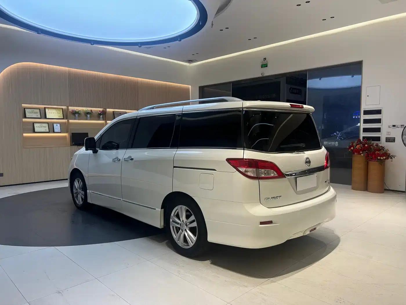 Quest 2015 3.5L SL — миниатюра 6