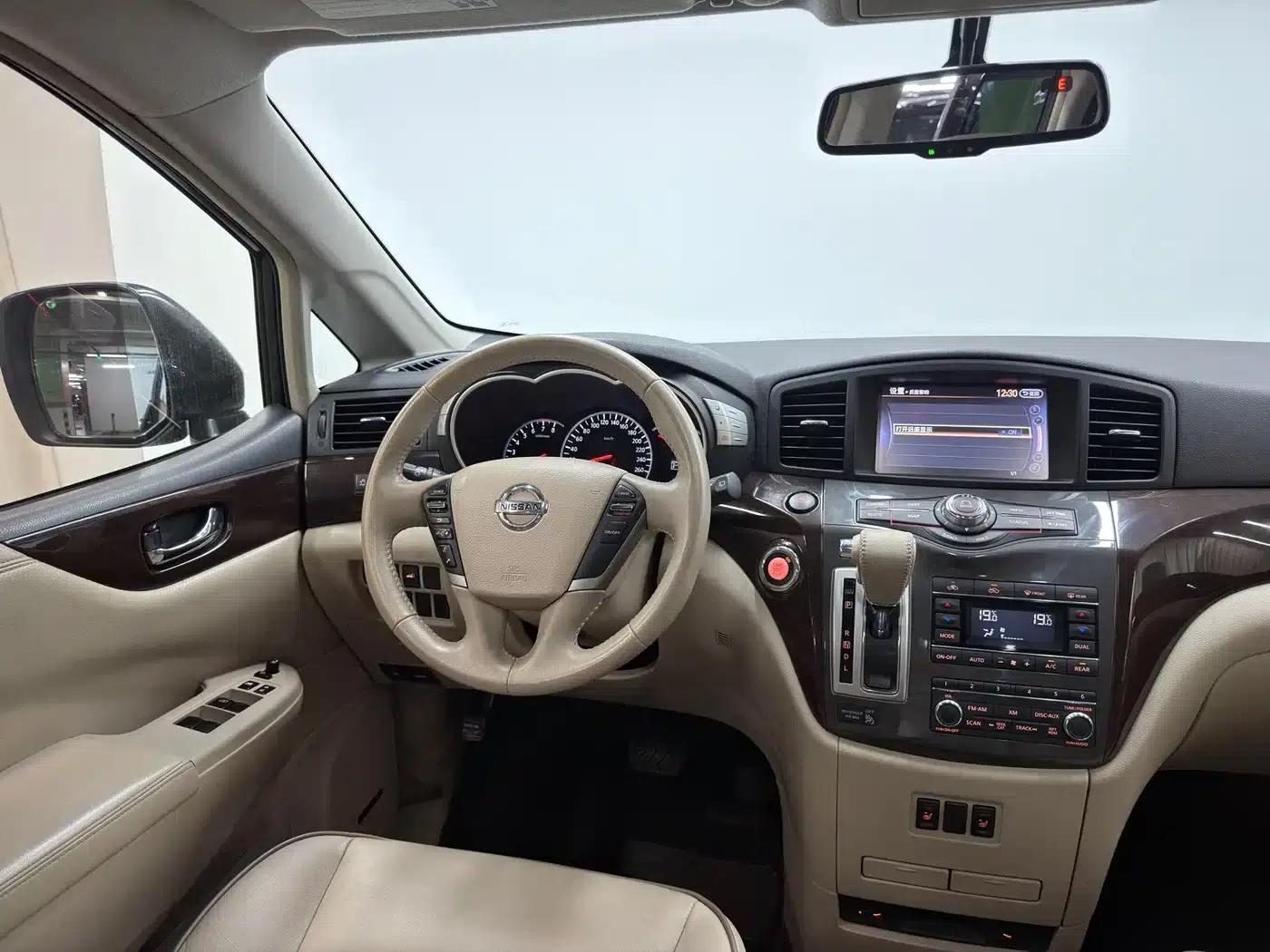 Quest 2015 3.5L SL — миниатюра 17