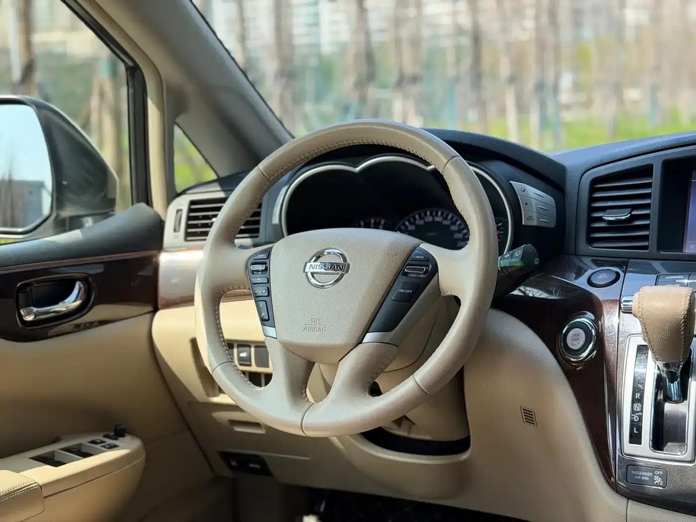 Quest 2015 3.5L SL — миниатюра 13