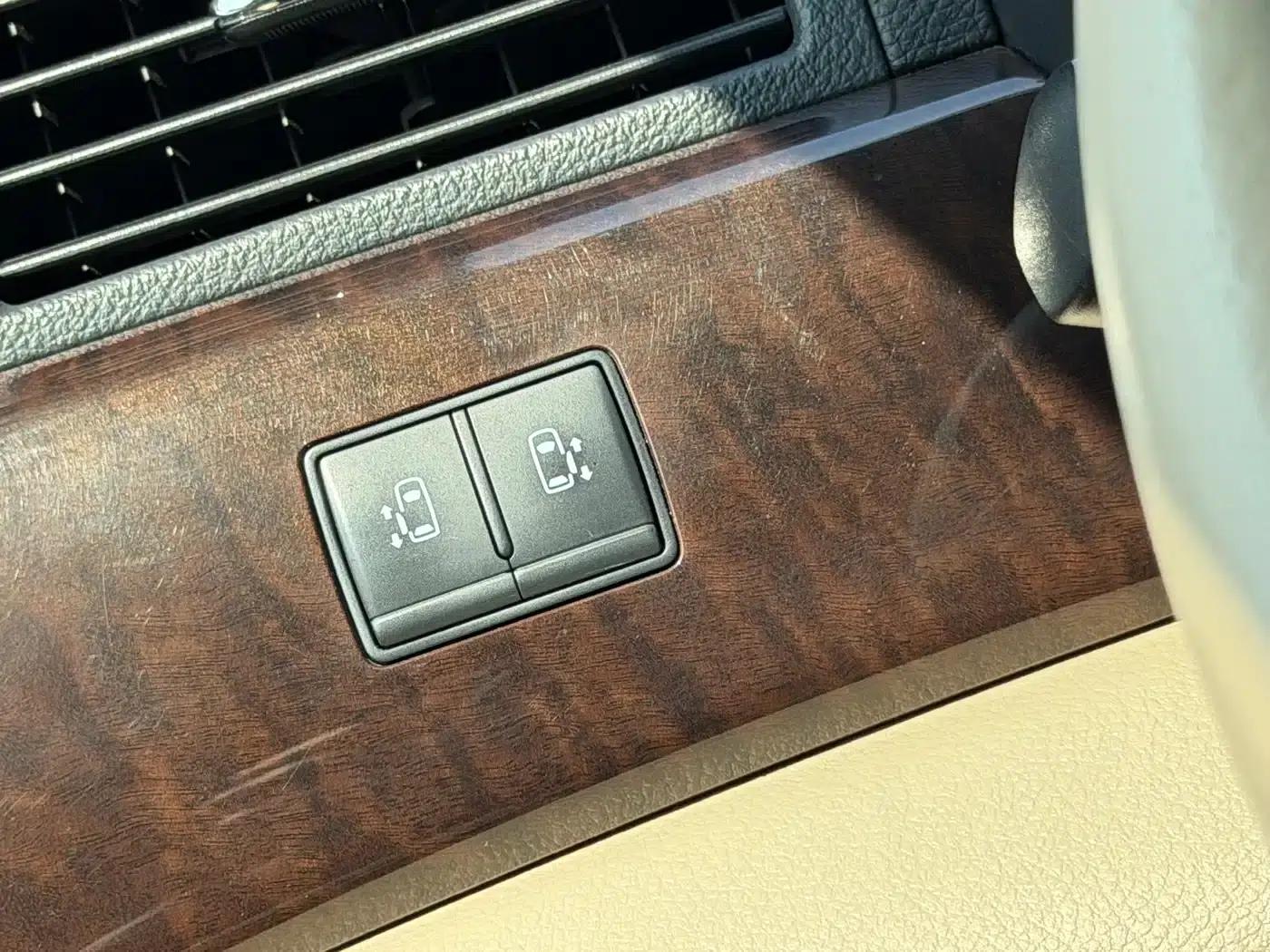 Quest 2015 3.5L SL — миниатюра 28