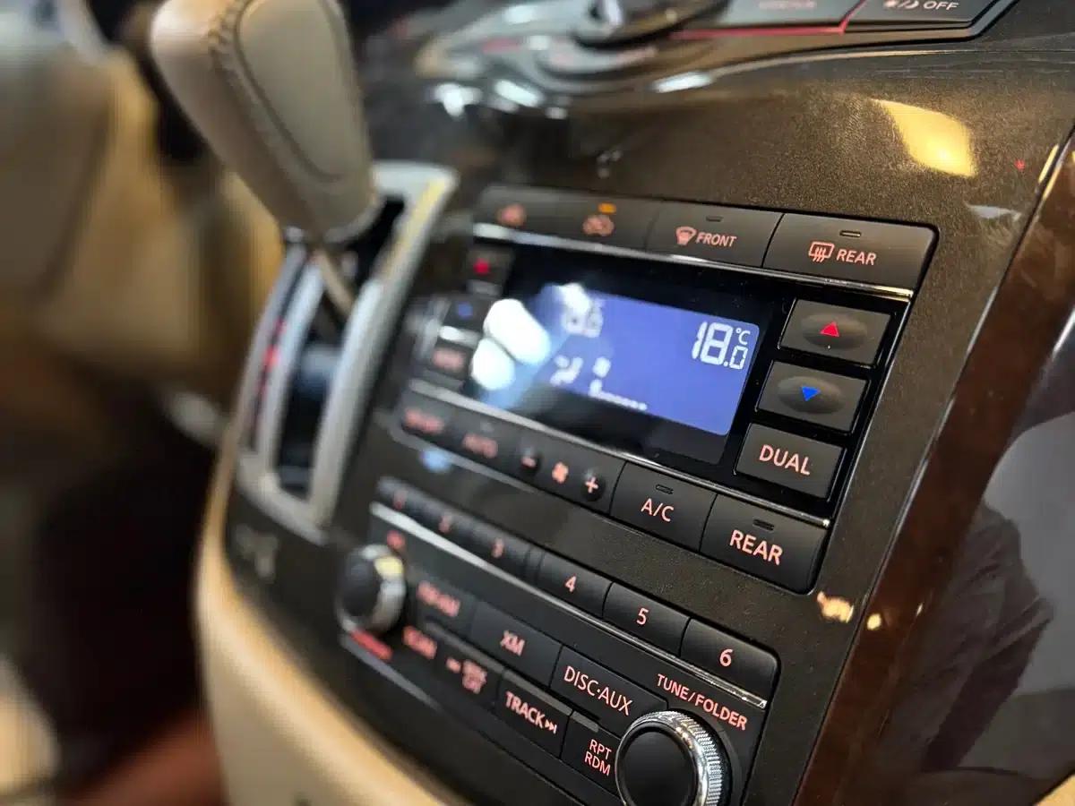 Quest 2015 3.5L SL — миниатюра 16
