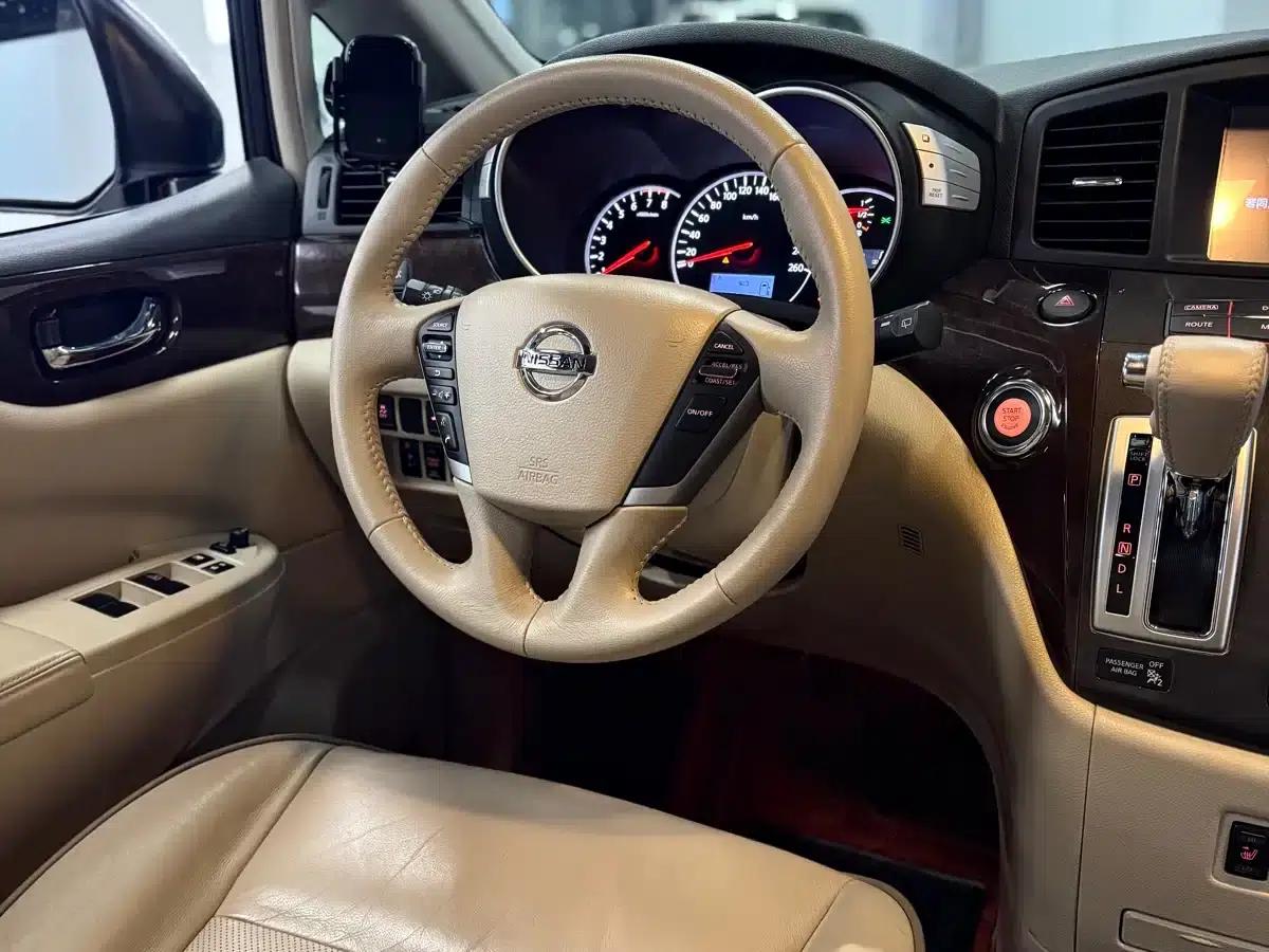 Quest 2015 3.5L SL — миниатюра 18