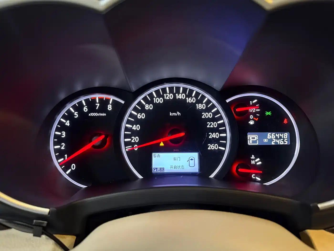 Quest 2015 3.5L SL — миниатюра 21