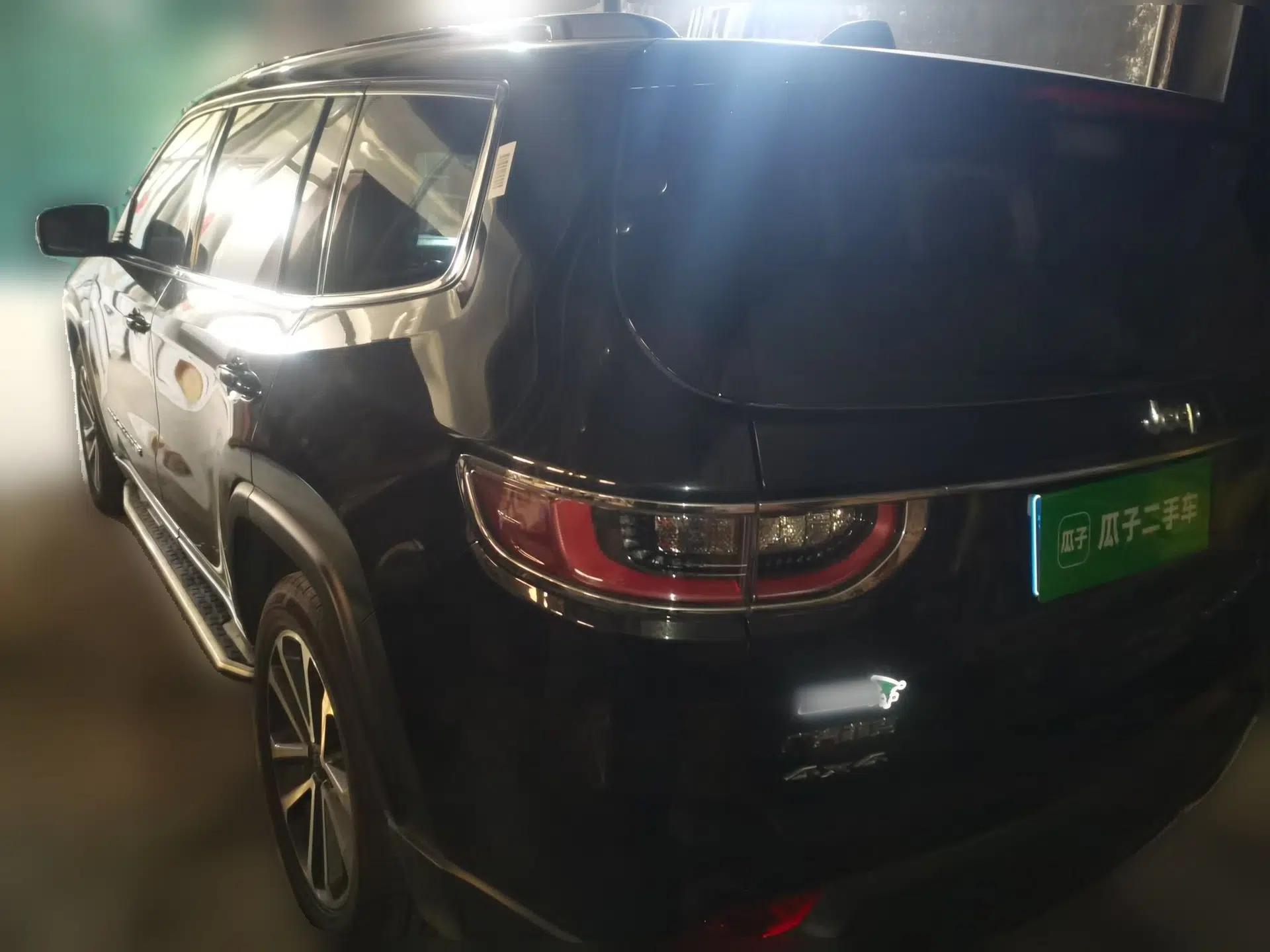 Jeep Grand Commander 2018 2.0T Four-Wheel Drive Enjoyment Edition China VI — миниатюра 4