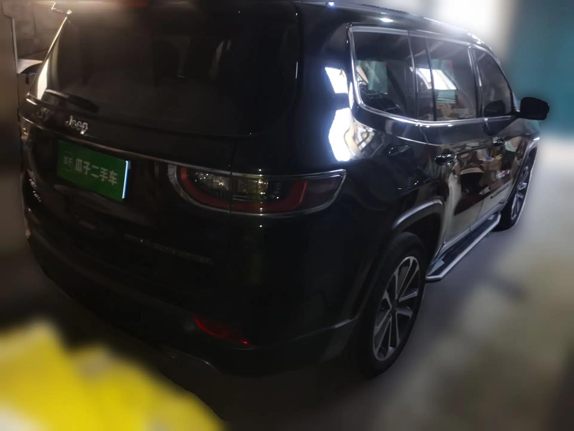 Jeep Grand Commander 2018 2.0T Four-Wheel Drive Enjoyment Edition China VI — миниатюра 6