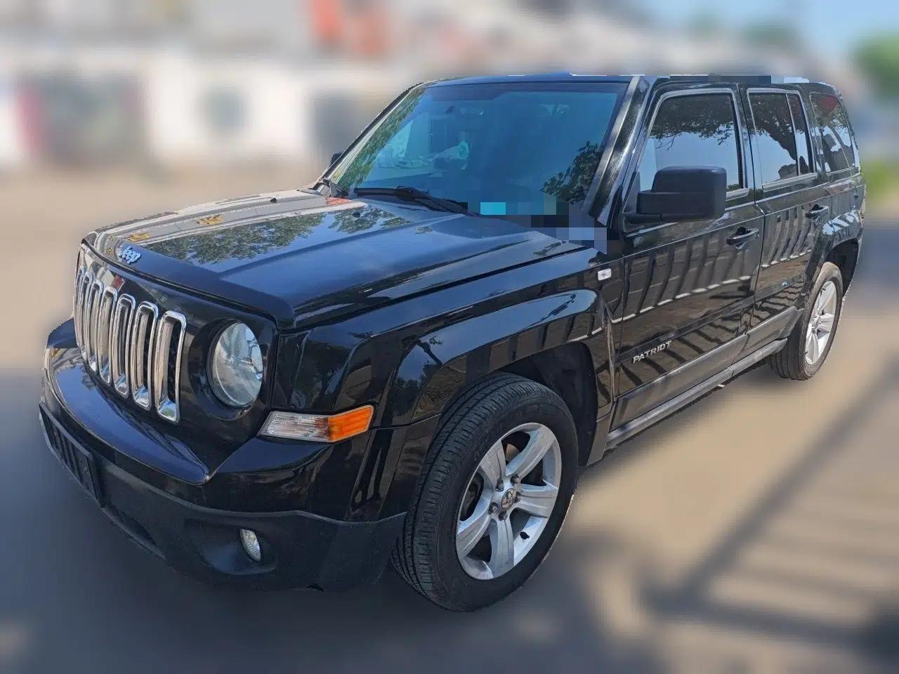 Jeep Patriot 2015 2.0L Sport Edition — миниатюра 1