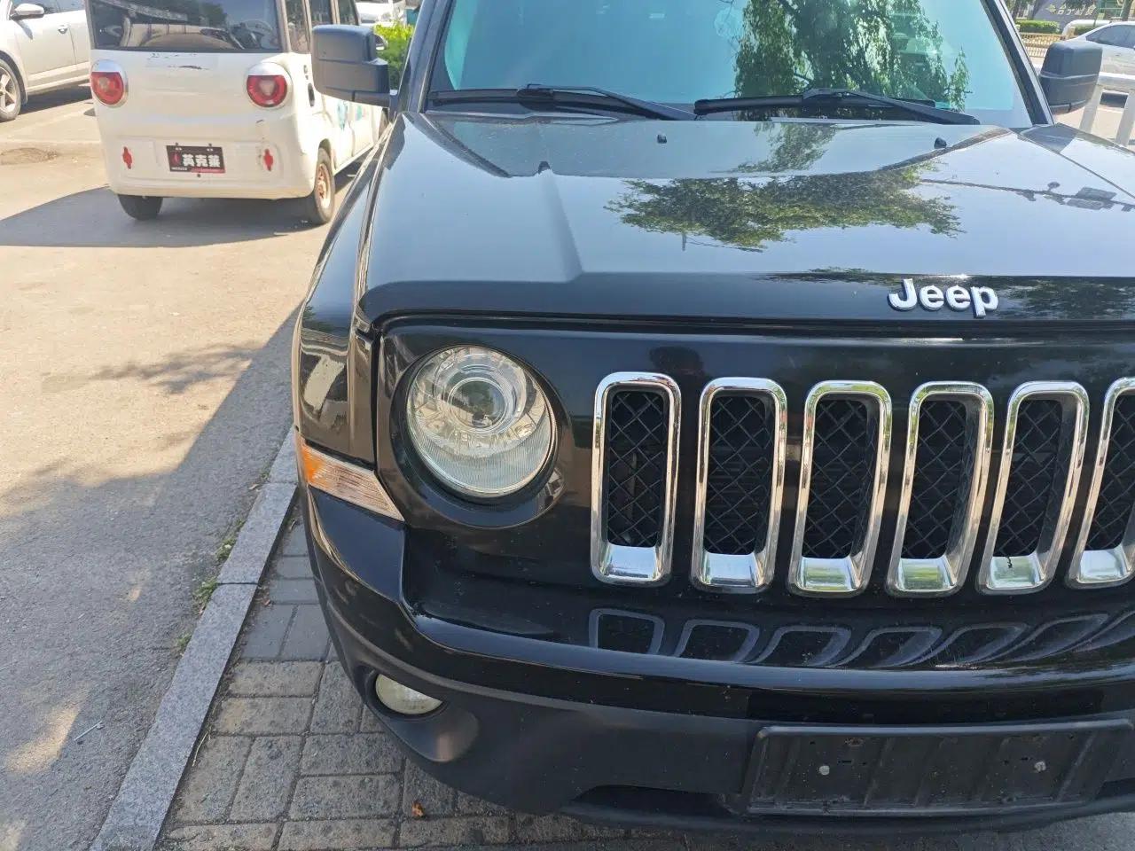 Jeep Patriot 2015 2.0L Sport Edition — миниатюра 7