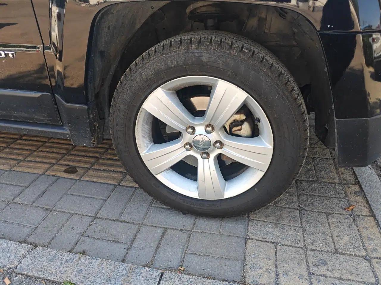 Jeep Patriot 2015 2.0L Sport Edition — миниатюра 8