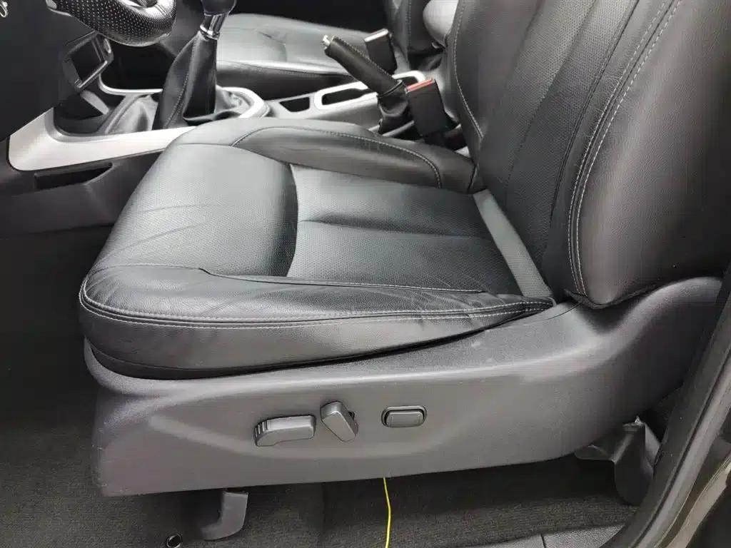2017 Navara 2.5L Manual 2WD Flagship Edition QR25 — миниатюра 20