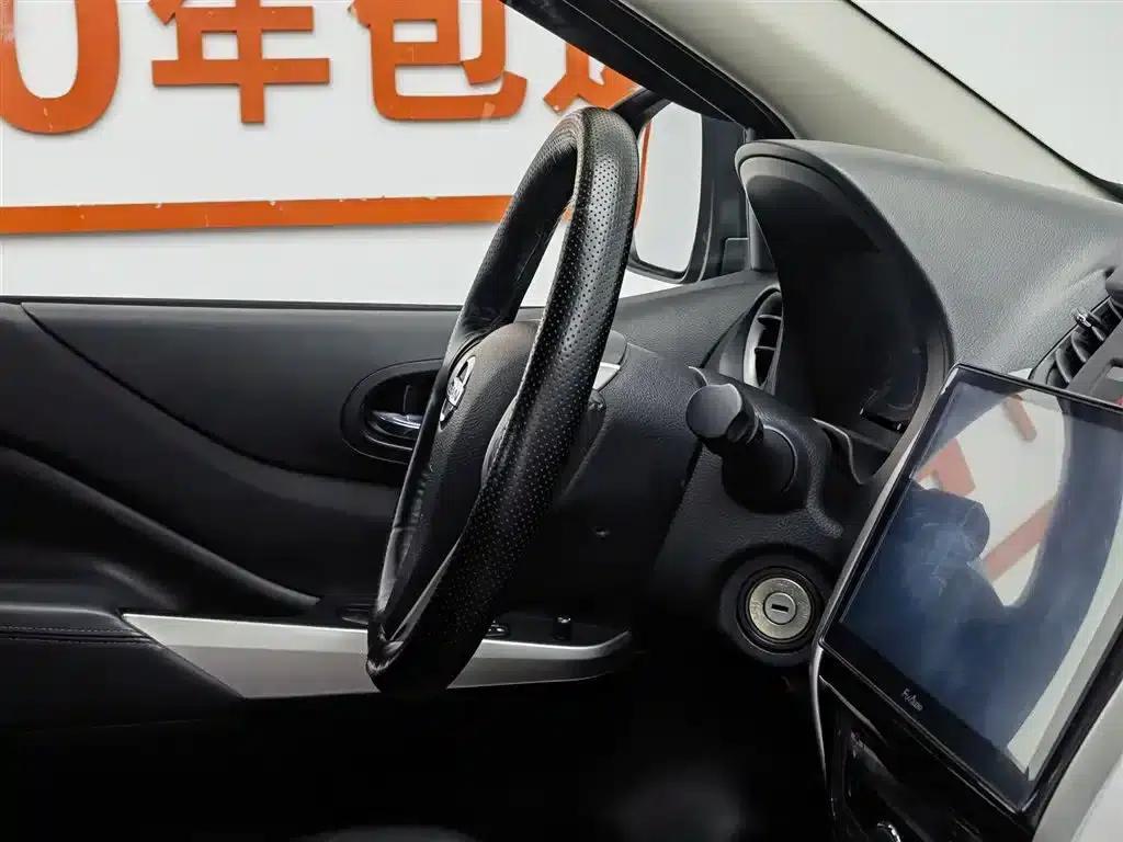 2017 Navara 2.5L Manual 2WD Flagship Edition QR25 — миниатюра 22