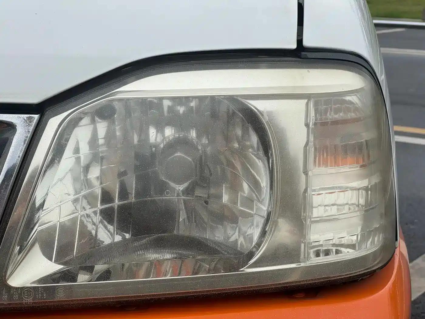 Nissan D22 2013 2.4L Gasoline 2WD Premium Model — миниатюра 12