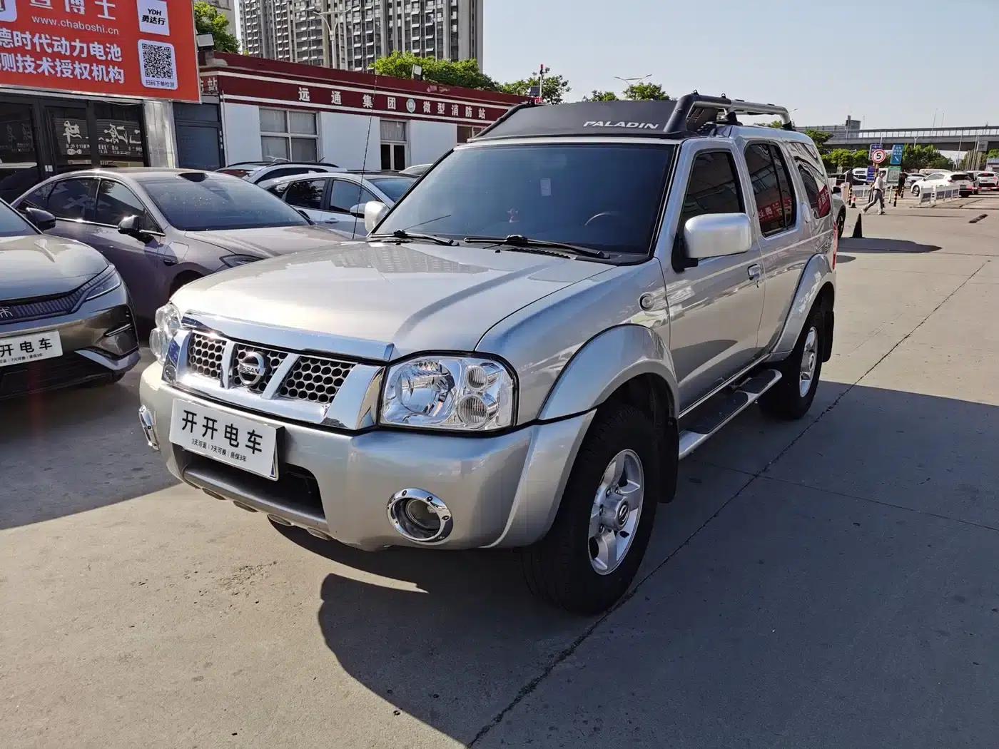 Nissan Paladin 2013 2.4L 2WD Standard Edition (China V Emission Standard) — миниатюра 2