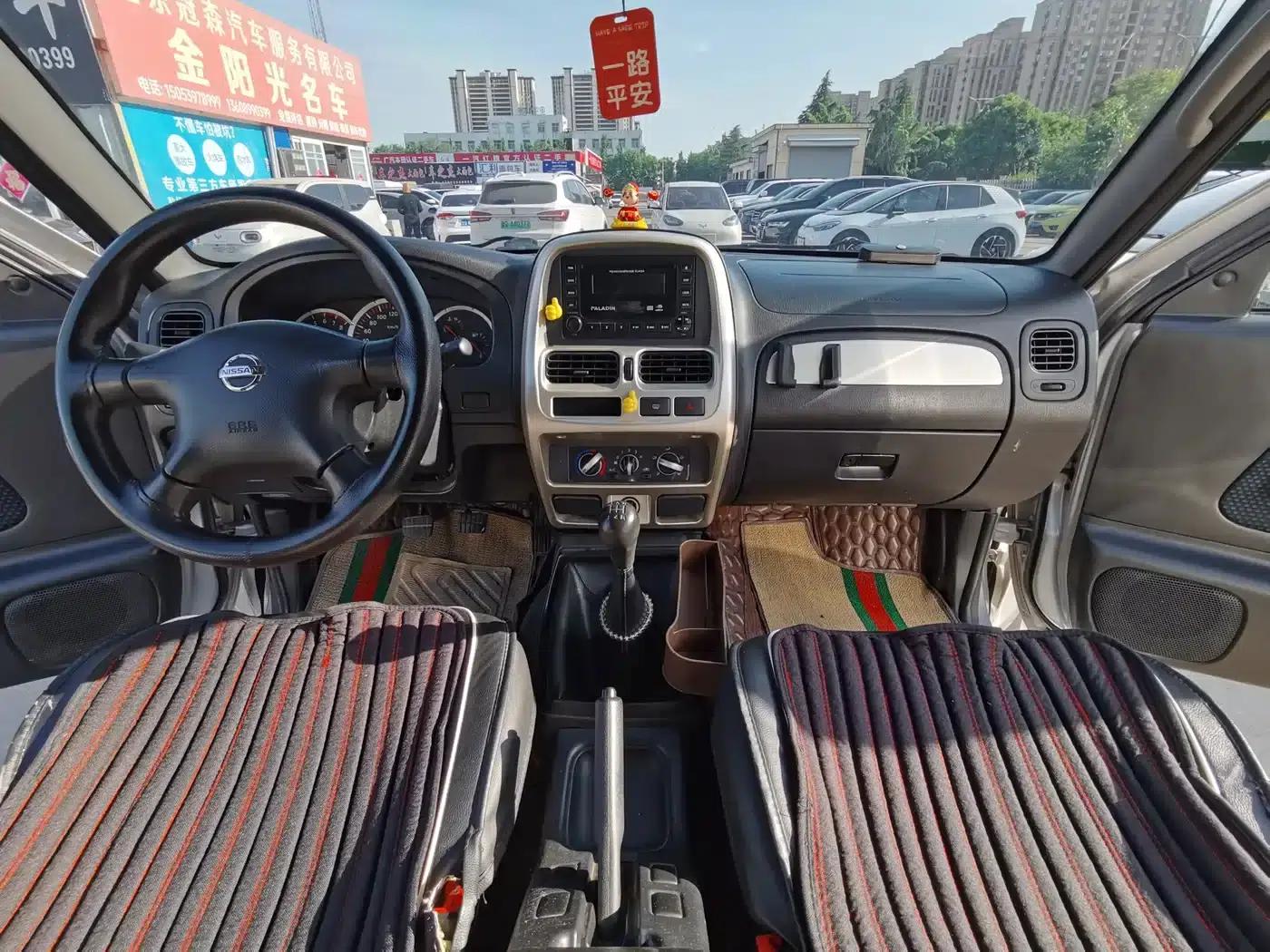Nissan Paladin 2013 2.4L 2WD Standard Edition (China V Emission Standard) — миниатюра 9