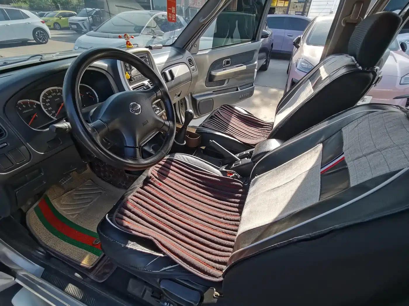 Nissan Paladin 2013 2.4L 2WD Standard Edition (China V Emission Standard) — миниатюра 10