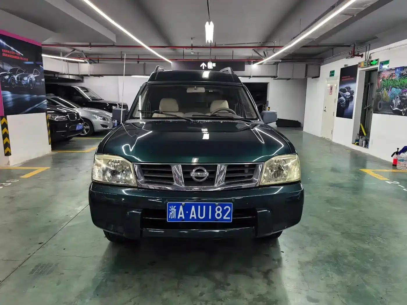 Nissan Paladin 2008 2.4L 2WD Standard Edition — миниатюра 2