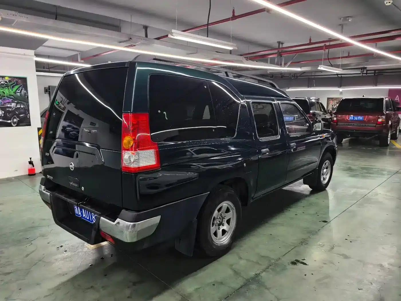 Nissan Paladin 2008 2.4L 2WD Standard Edition — миниатюра 4