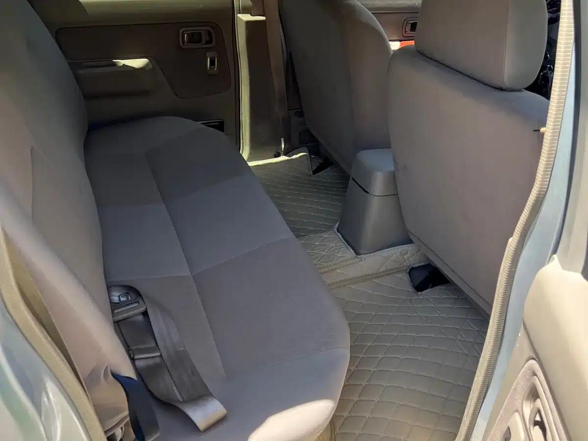 2013 Nissan ZN Van 2.4L 2WD Luxury 5-Seater — миниатюра 10