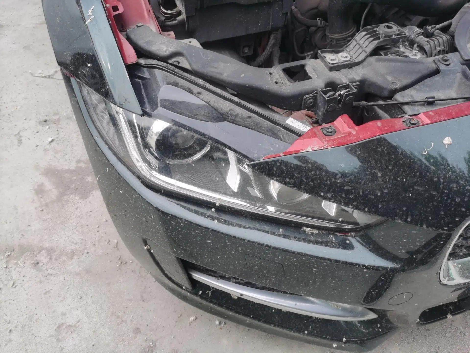 Jaguar XE 2015 2.0T 200 PS R-Sport — миниатюра 7
